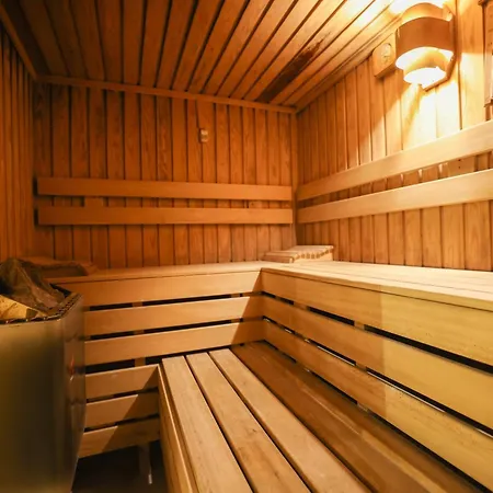 Bogaz Manzarali Havuzlu Lueks *