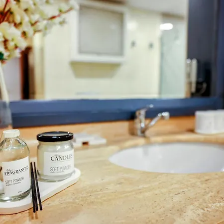 Villa Bogaz Manzarali Havuzlu Lueks *