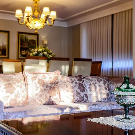 Villa Bogaz Manzarali Havuzlu Lueks