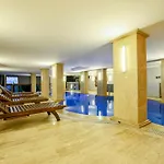 Boğaz Manzaralı Havuzlu Lüks Villa