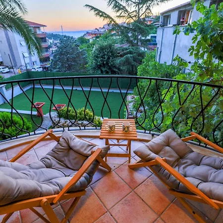 Bogaz Manzarali Havuzlu Lueks İstanbul