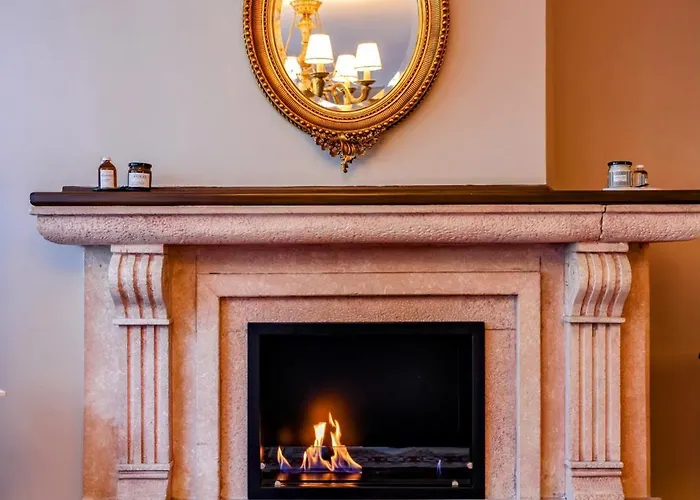 Bogaz Manzarali Havuzlu Lueks Villa Istanbul